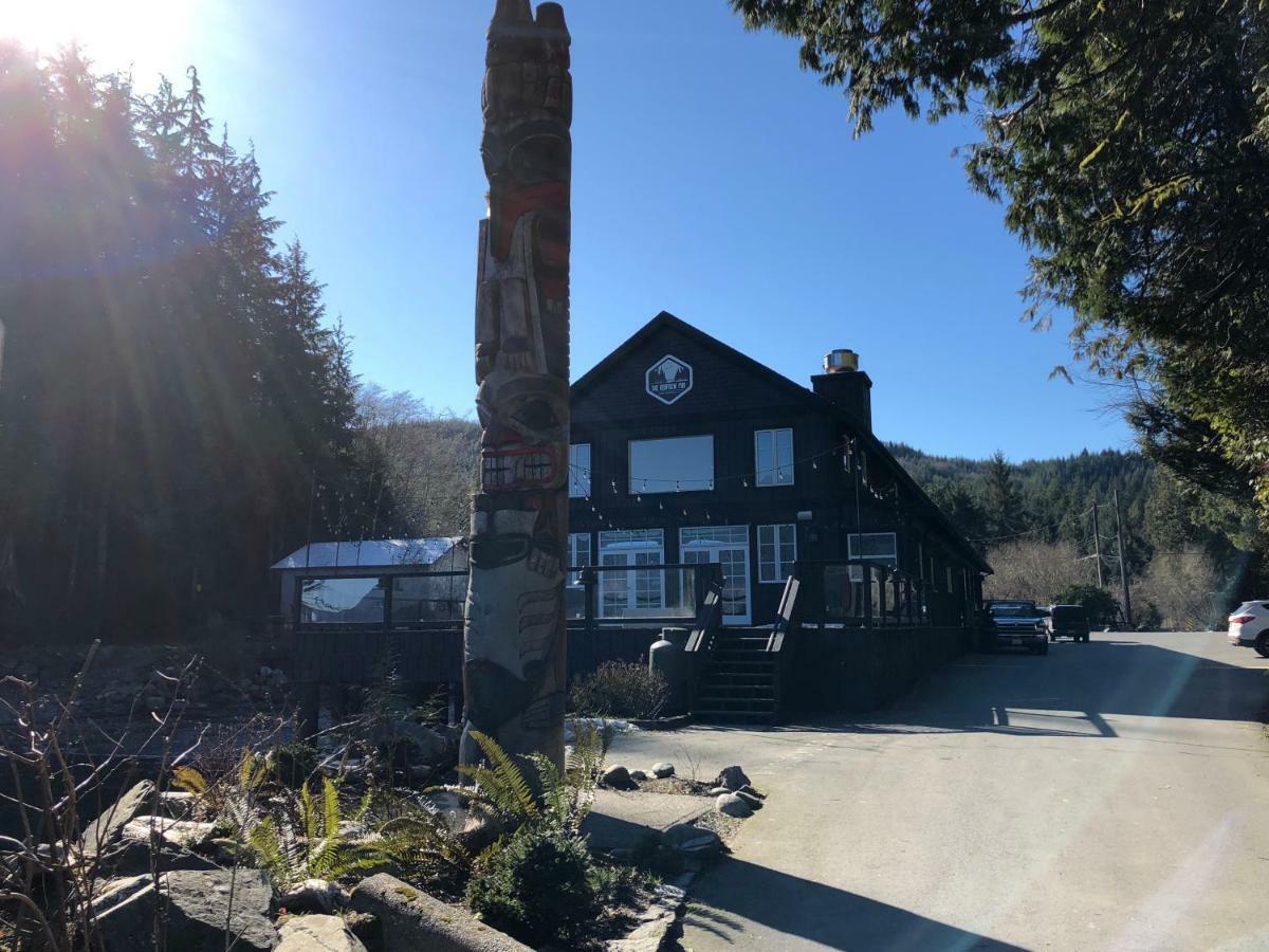 Port Renfrew Vacation Rentals Buitenkant foto