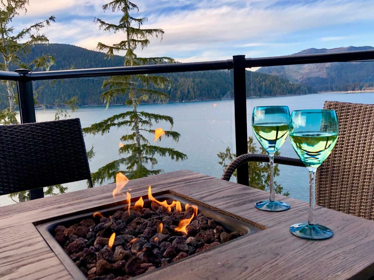 Port Renfrew Vacation Rentals Buitenkant foto
