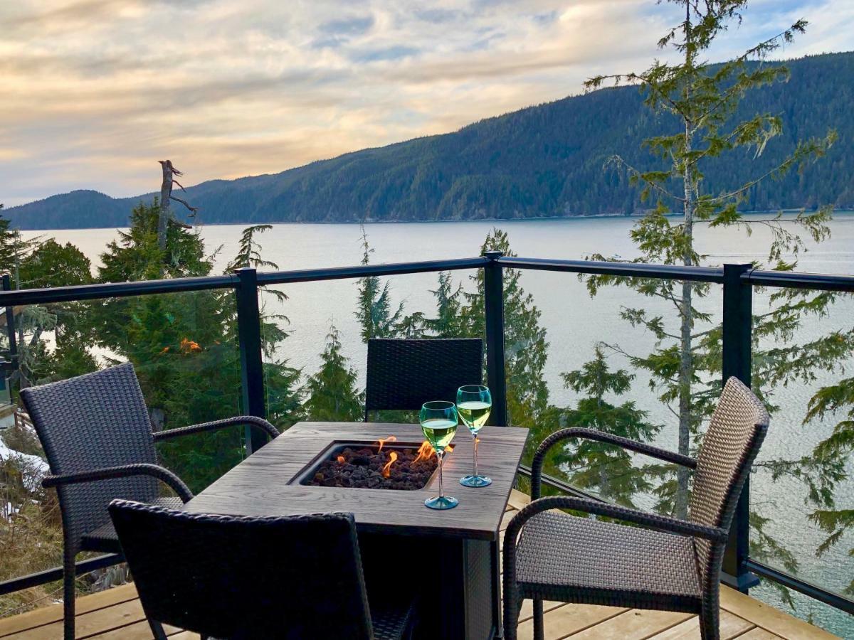 Port Renfrew Vacation Rentals Buitenkant foto